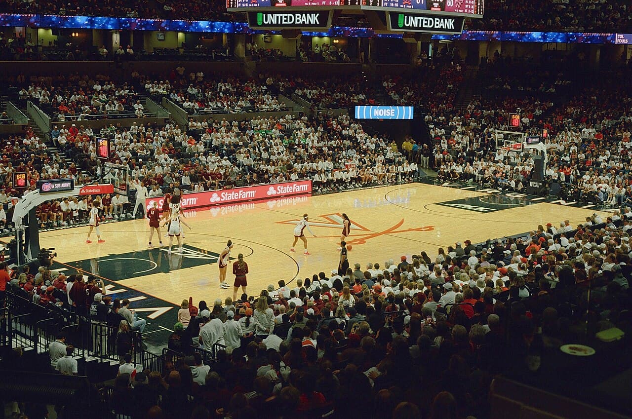 A college basketball game in progress